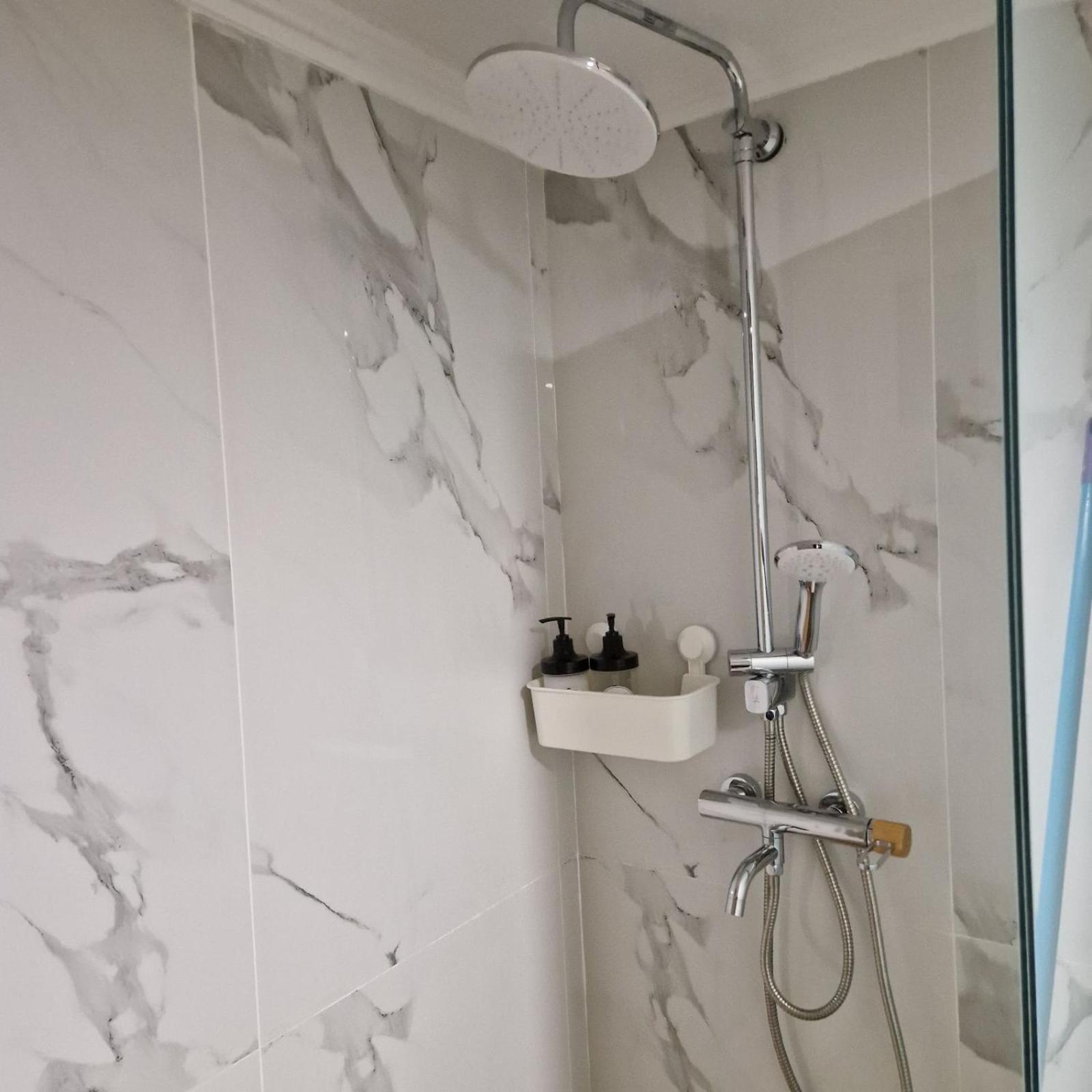 N&S Apartment B 埃泽萨 外观 照片
