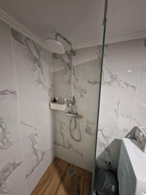 N&S Apartment B 埃泽萨 外观 照片